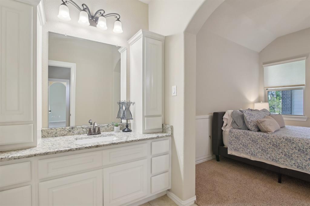 12915 Dunbar Cave Court, Humble, Texas image 30