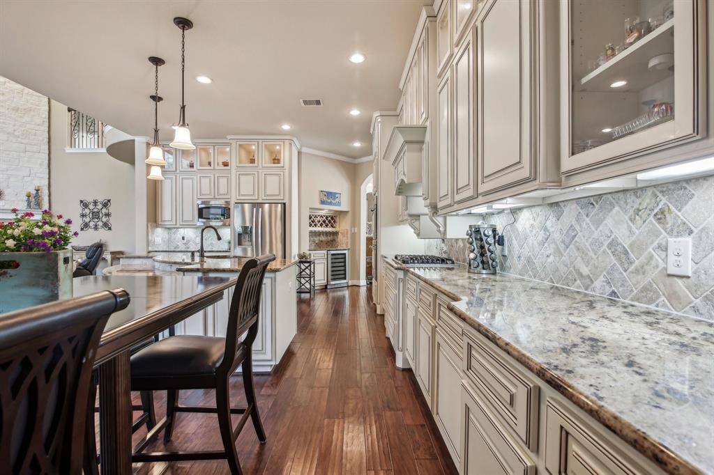 12915 Dunbar Cave Court, Humble, Texas image 12