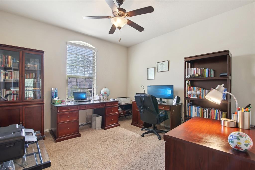 12915 Dunbar Cave Court, Humble, Texas image 33