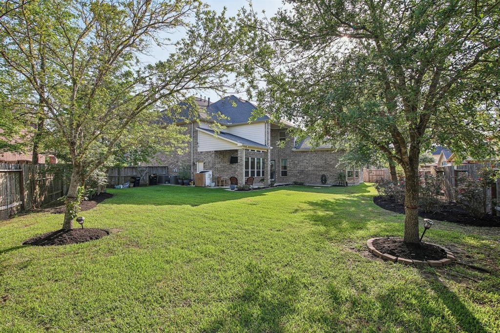 12915 Dunbar Cave Court, Humble, Texas image 38