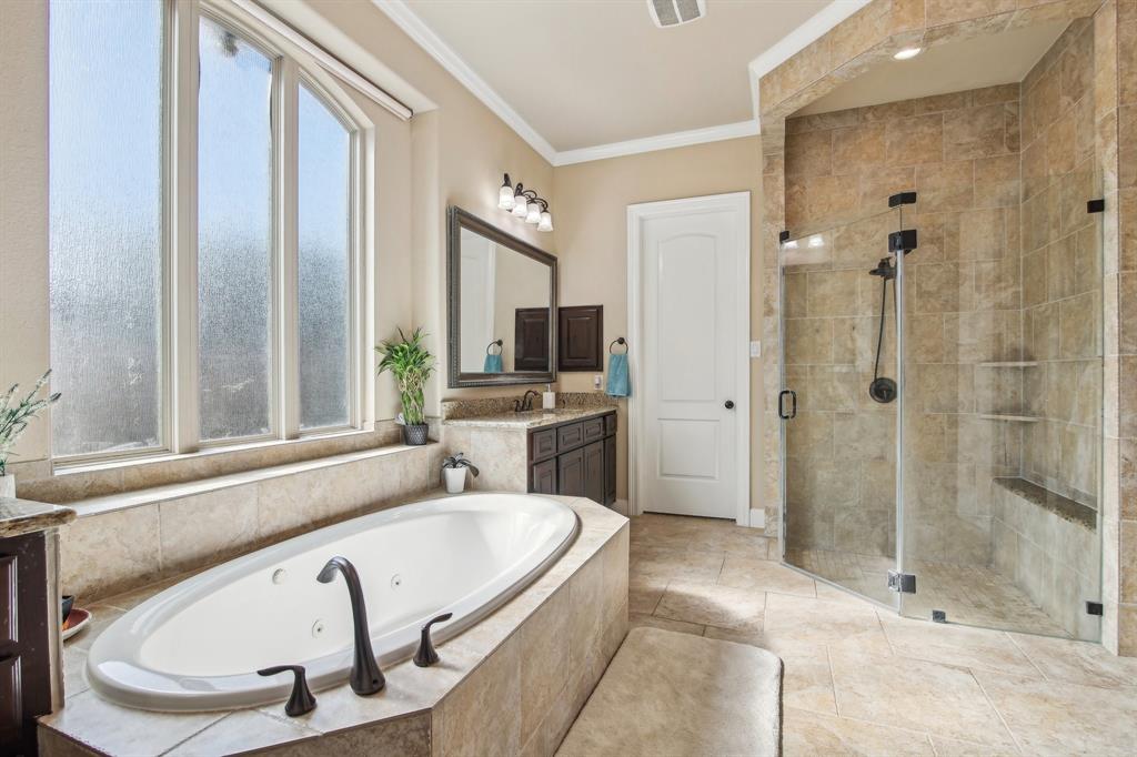 12915 Dunbar Cave Court, Humble, Texas image 23