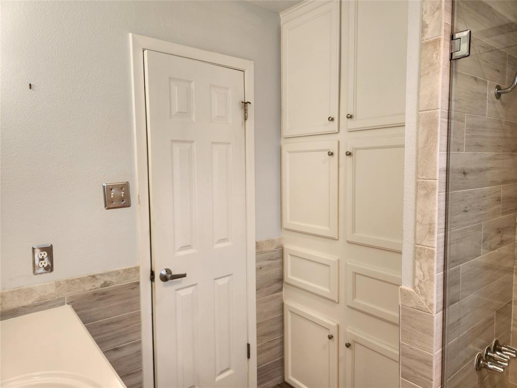 Bayou Vista, Texas 77563, United States, 3 Bedrooms Bedrooms, ,3 BathroomsBathrooms,Residential,Active,188351