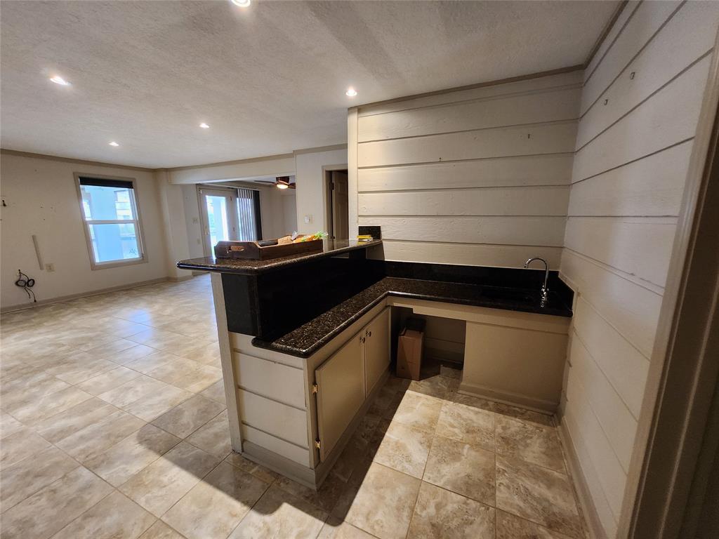 Bayou Vista, Texas 77563, United States, 3 Bedrooms Bedrooms, ,3 BathroomsBathrooms,Residential,Active,188351