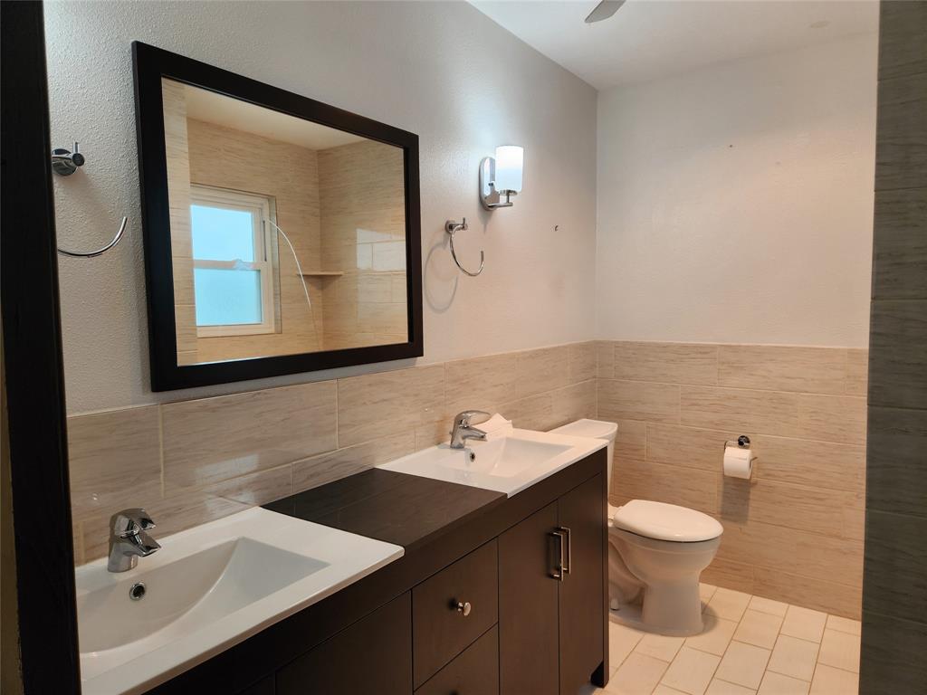 Bayou Vista, Texas 77563, United States, 3 Bedrooms Bedrooms, ,3 BathroomsBathrooms,Residential,Active,188351