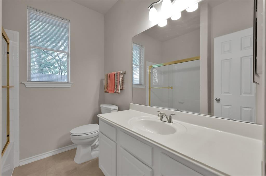 47 N Merryweather Circle, The Woodlands, Texas image 22