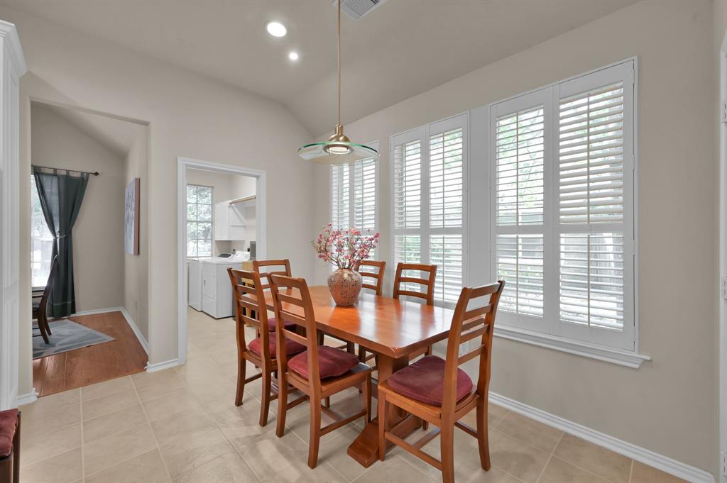 47 N Merryweather Circle, The Woodlands, Texas image 15