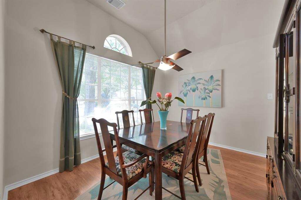 47 N Merryweather Circle, The Woodlands, Texas image 4