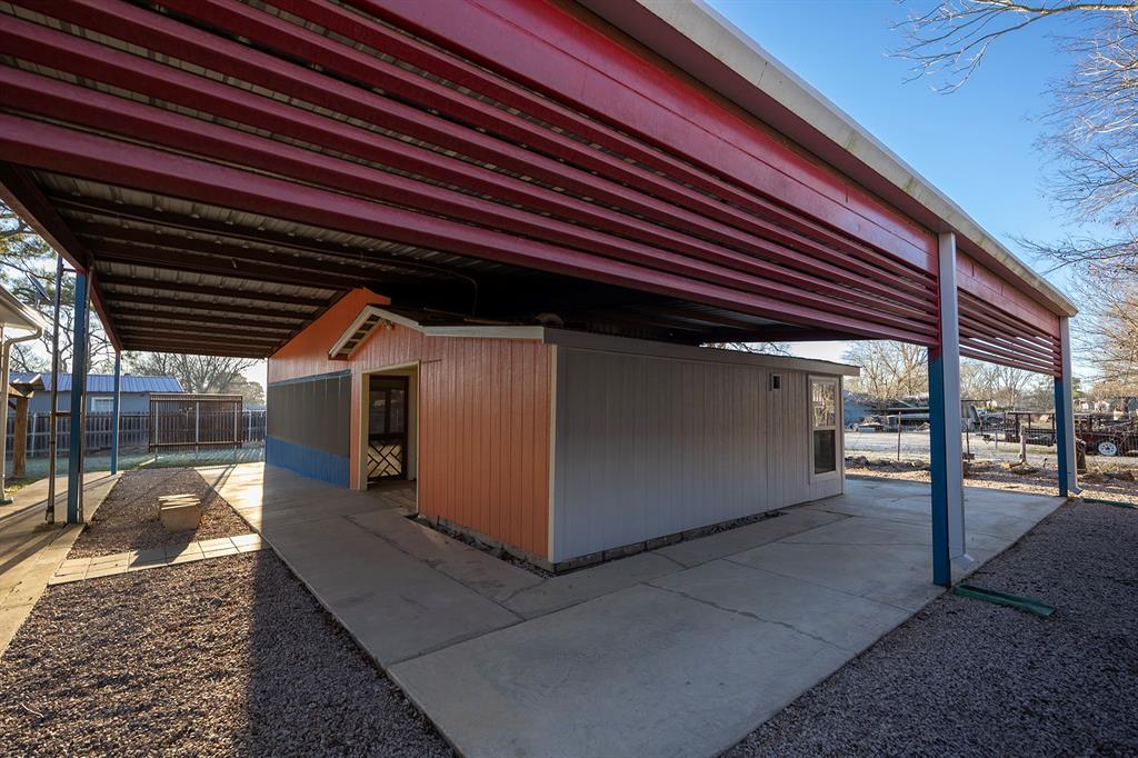 1003 N Banks Street, Caldwell, Texas image 33