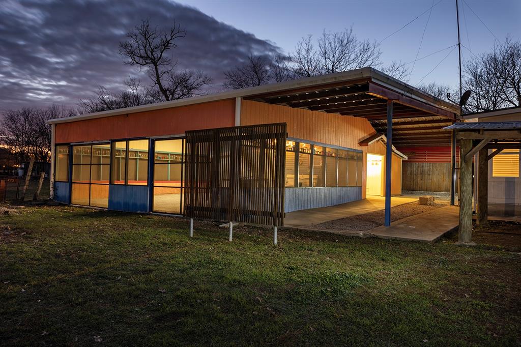 1003 N Banks Street, Caldwell, Texas image 8