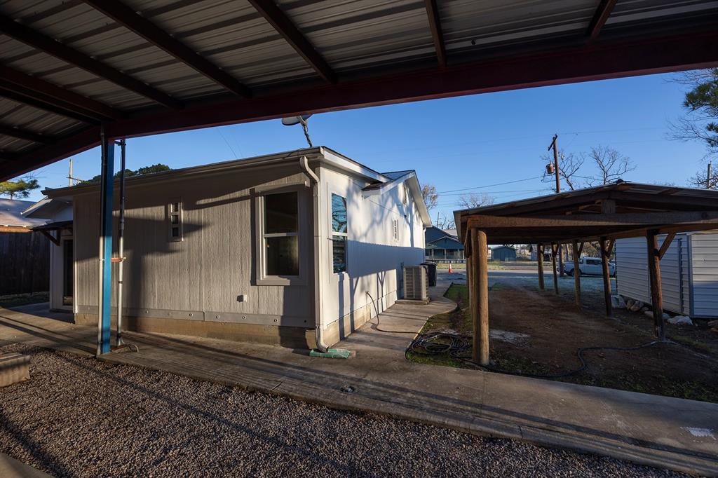 1003 N Banks Street, Caldwell, Texas image 31