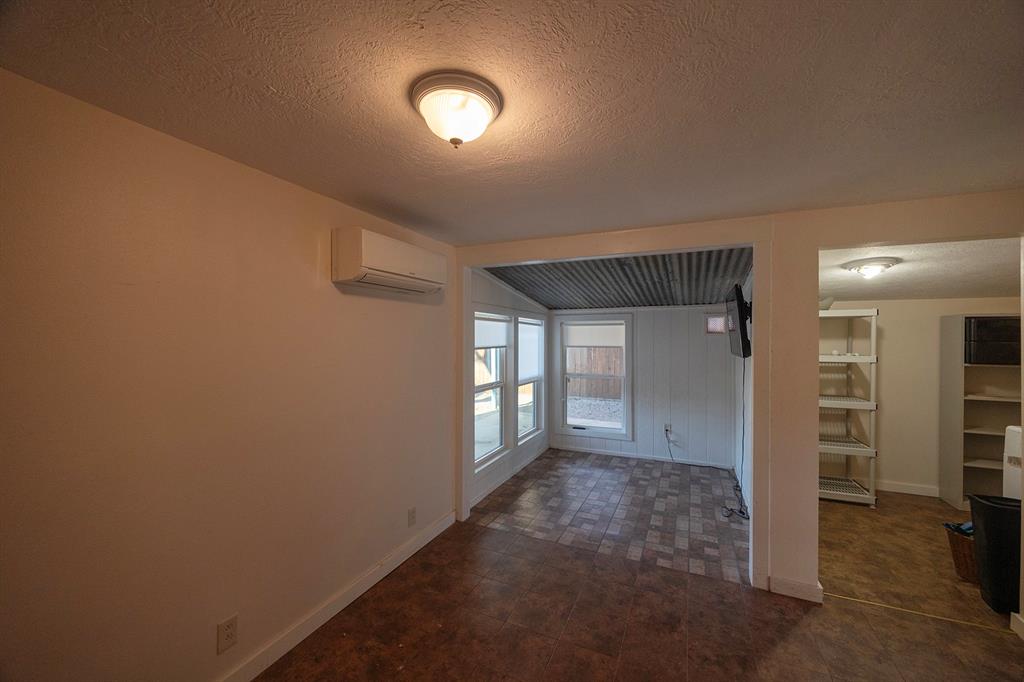 1003 N Banks Street, Caldwell, Texas image 43