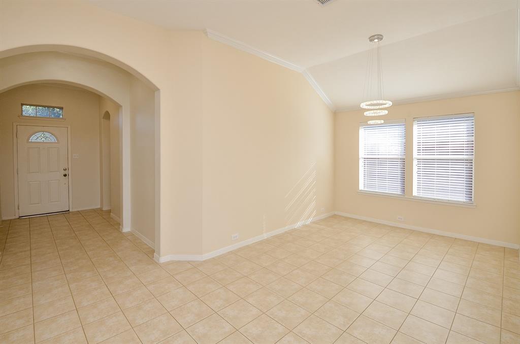 15111 Crescent Lilly Drive, Cypress, Texas image 11