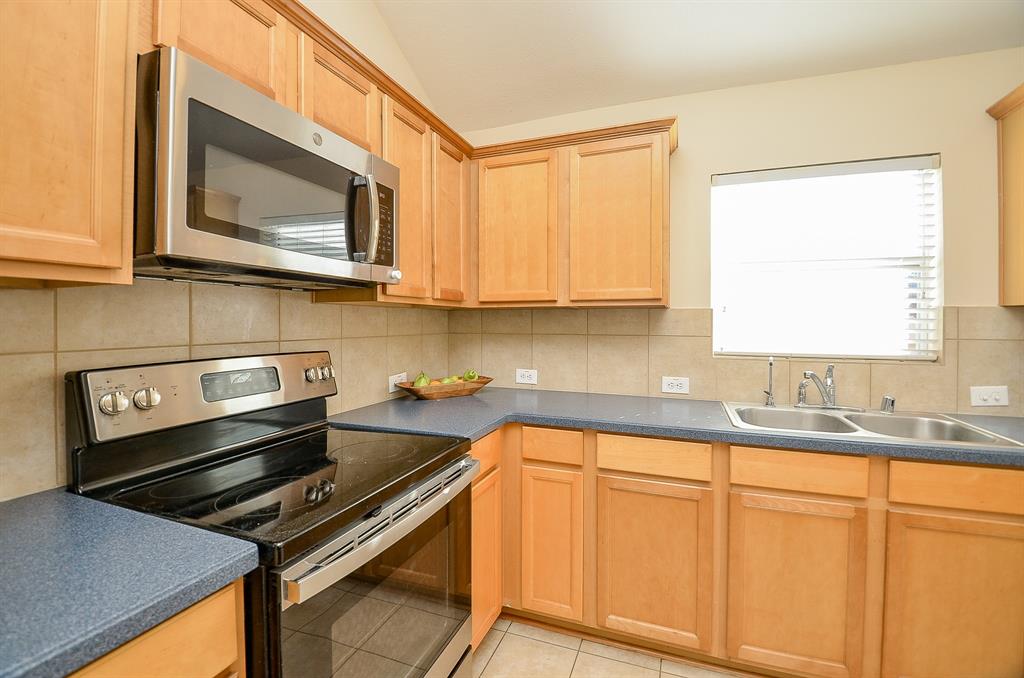 15111 Crescent Lilly Drive, Cypress, Texas image 21
