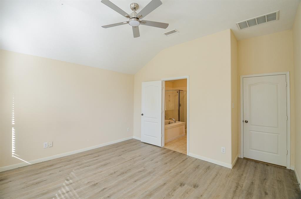 15111 Crescent Lilly Drive, Cypress, Texas image 22