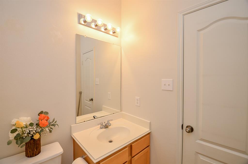 15111 Crescent Lilly Drive, Cypress, Texas image 23