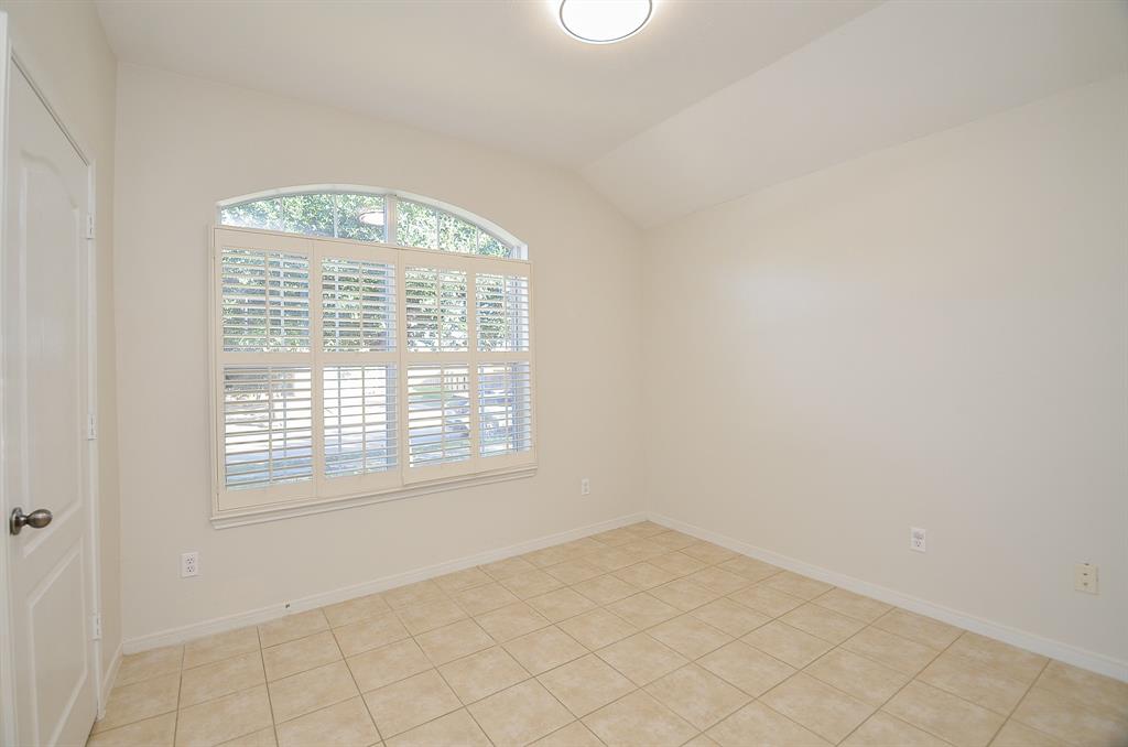 15111 Crescent Lilly Drive, Cypress, Texas image 7