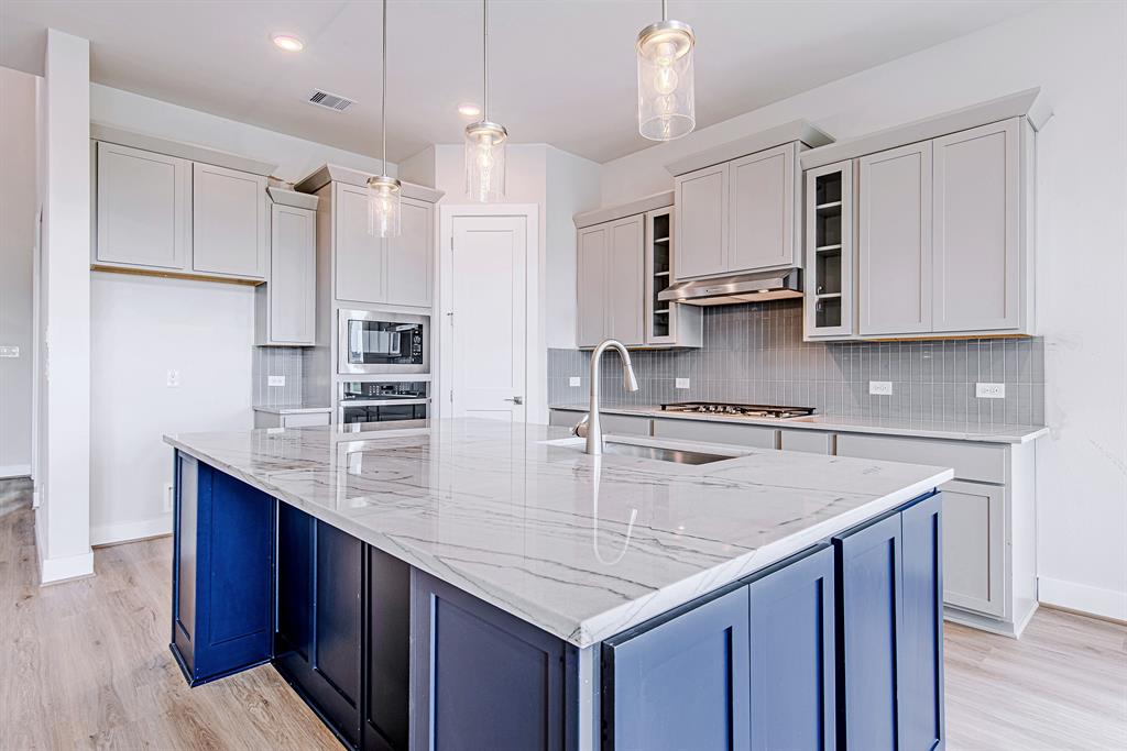 181 Peninsula Point Drive