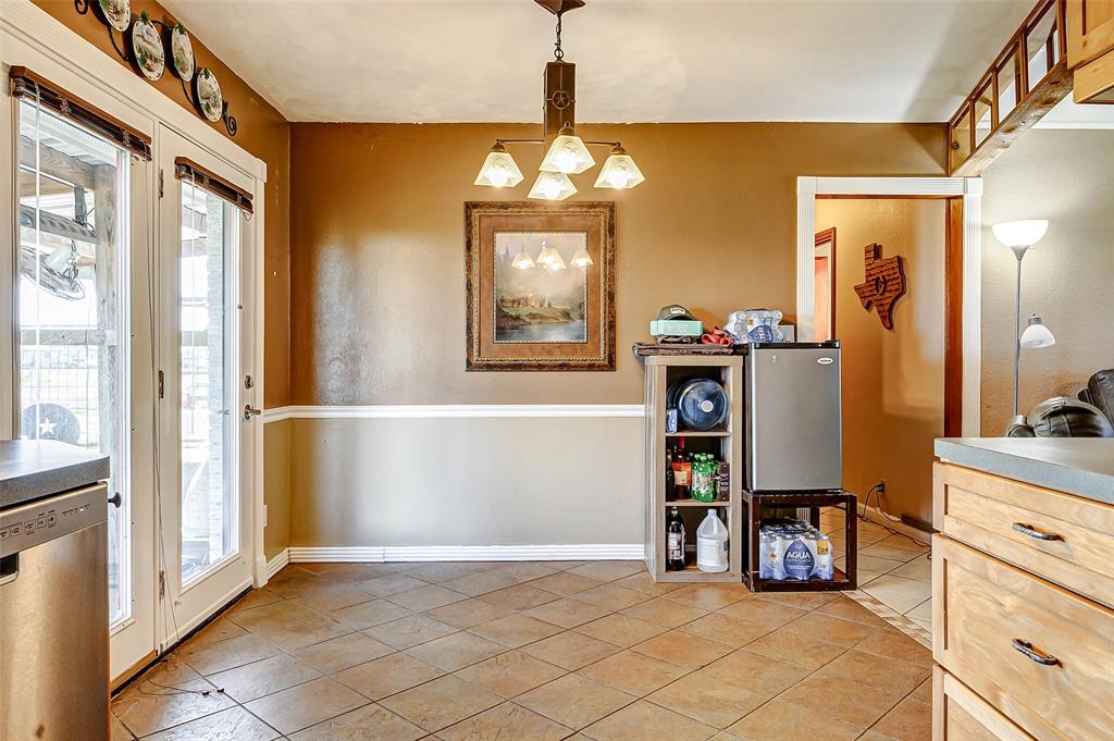 5103 County Road 182, Alvin, Texas image 4