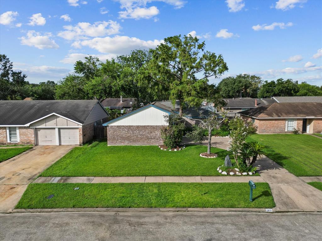 2831 Virginia Colony Drive, Webster, Texas image 29