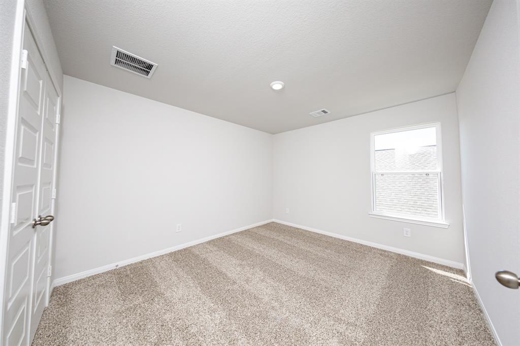16508 Willow Forest Drive, Conroe, Texas image 12