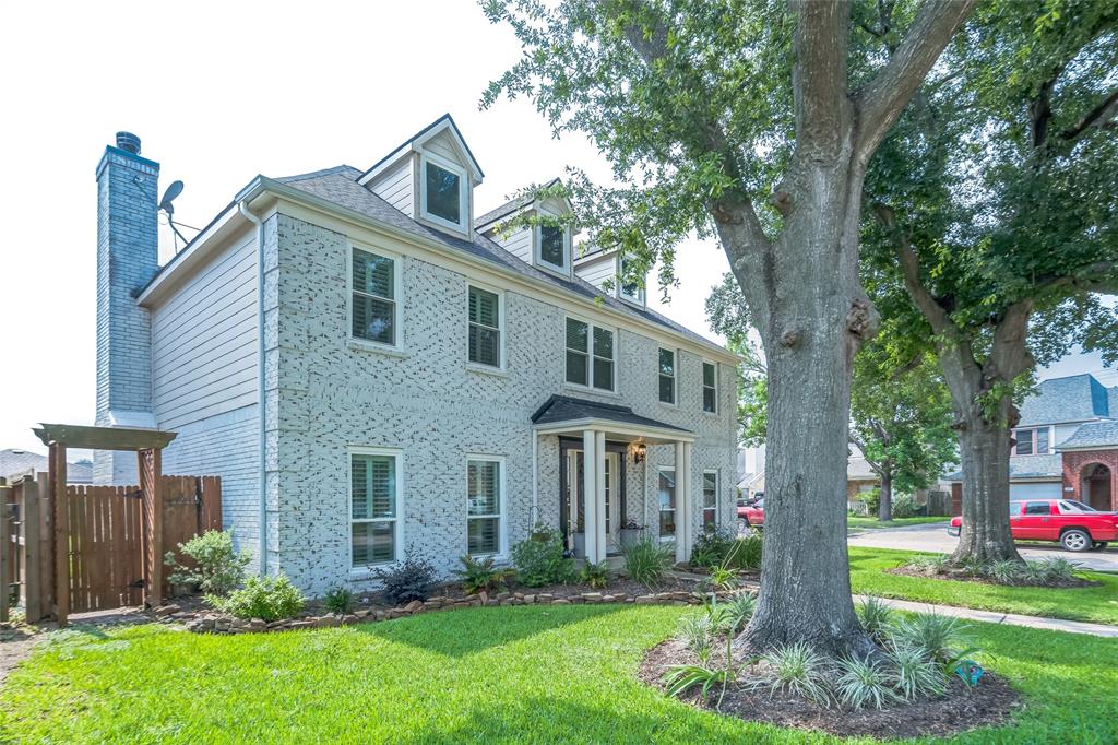 1914 Tipperary Drive, Deer Park, Texas image 3
