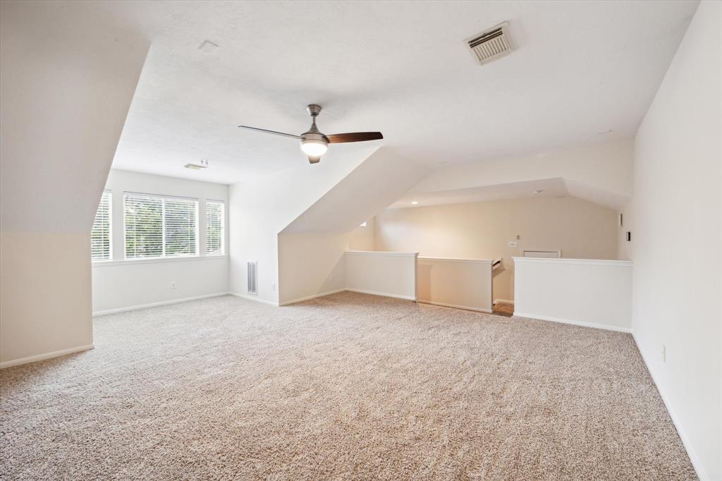 2827 Love Court, Friendswood, Texas image 26
