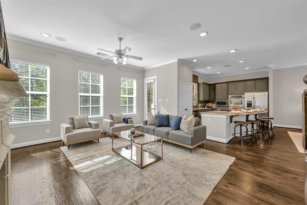 34 Shell Port Sq, The Woodlands, Texas image 14