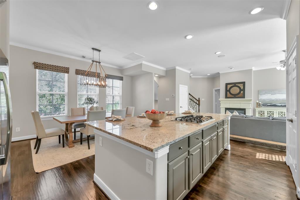 34 Shell Port Sq, The Woodlands, Texas image 11
