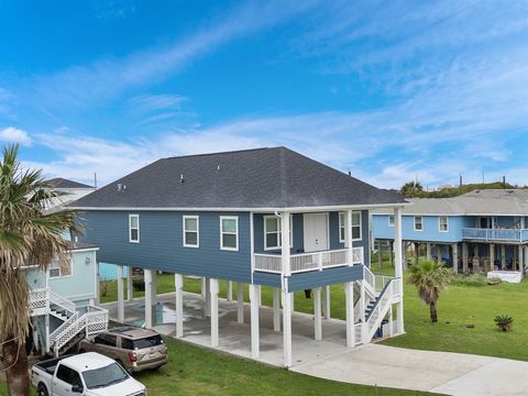 Single Family Residence in Galveston TX 4024 Surf Drive 23.jpg