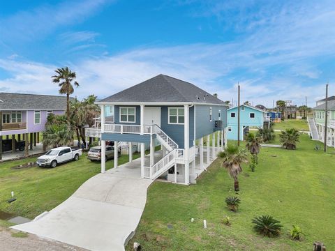 Single Family Residence in Galveston TX 4024 Surf Drive 24.jpg