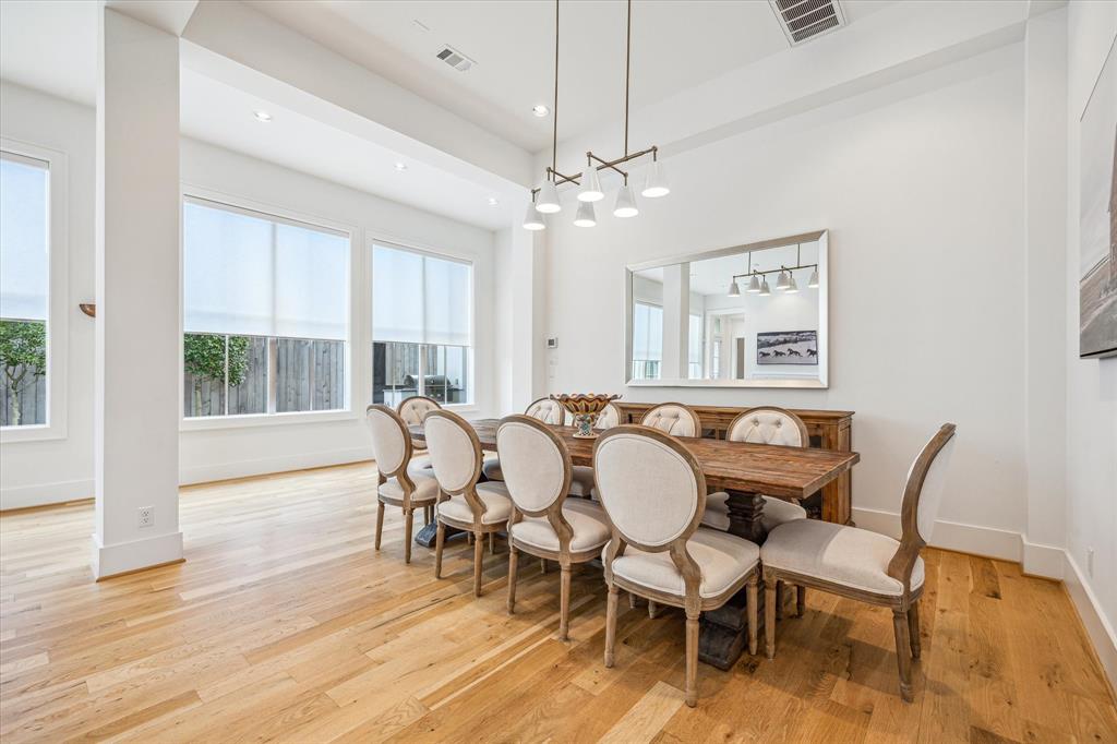 307 Aurora Street, Houston, Texas image 7