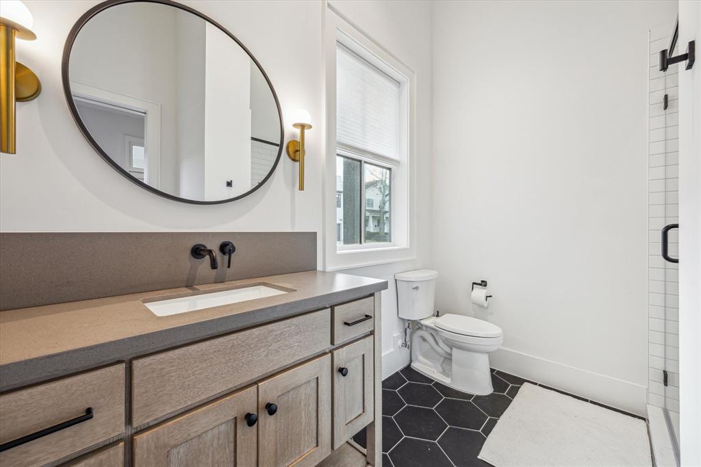 307 Aurora Street, Houston, Texas image 33