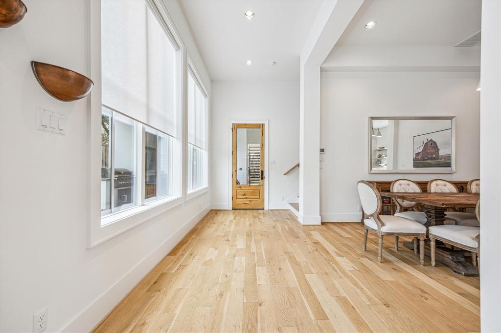 307 Aurora Street, Houston, Texas image 4