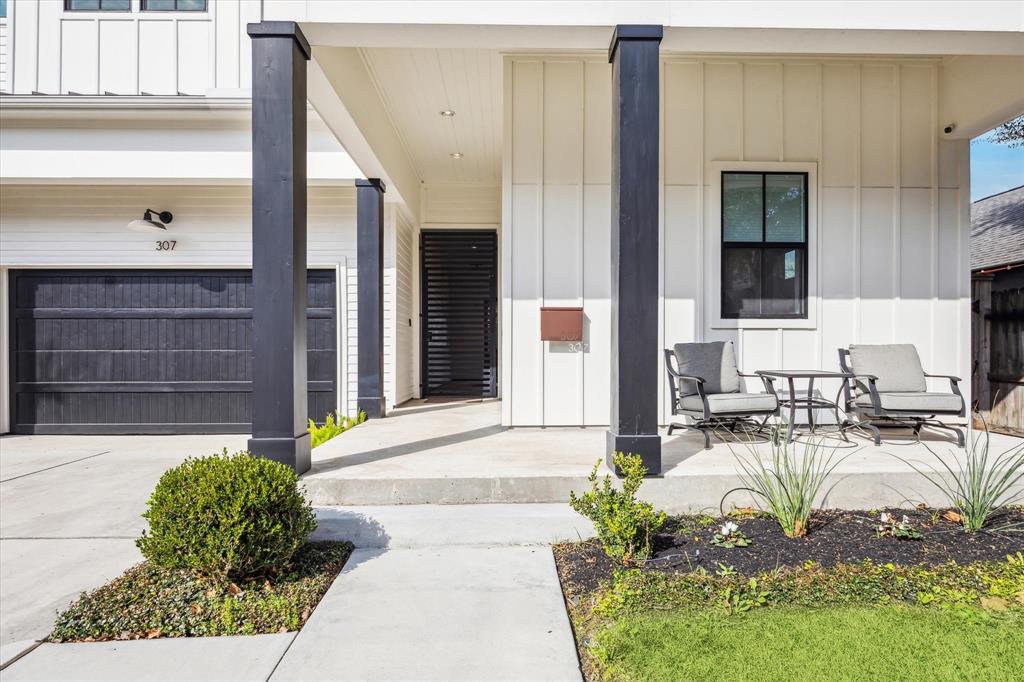 307 Aurora Street, Houston, Texas image 2
