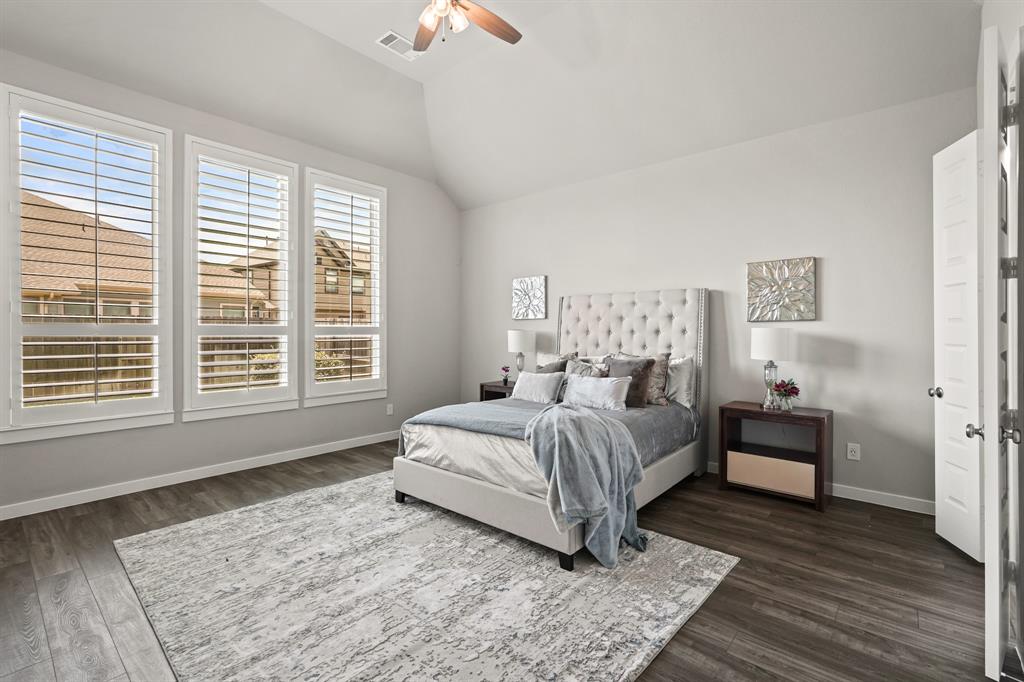 2503 Heritage Park Drive, Missouri City, Texas image 13