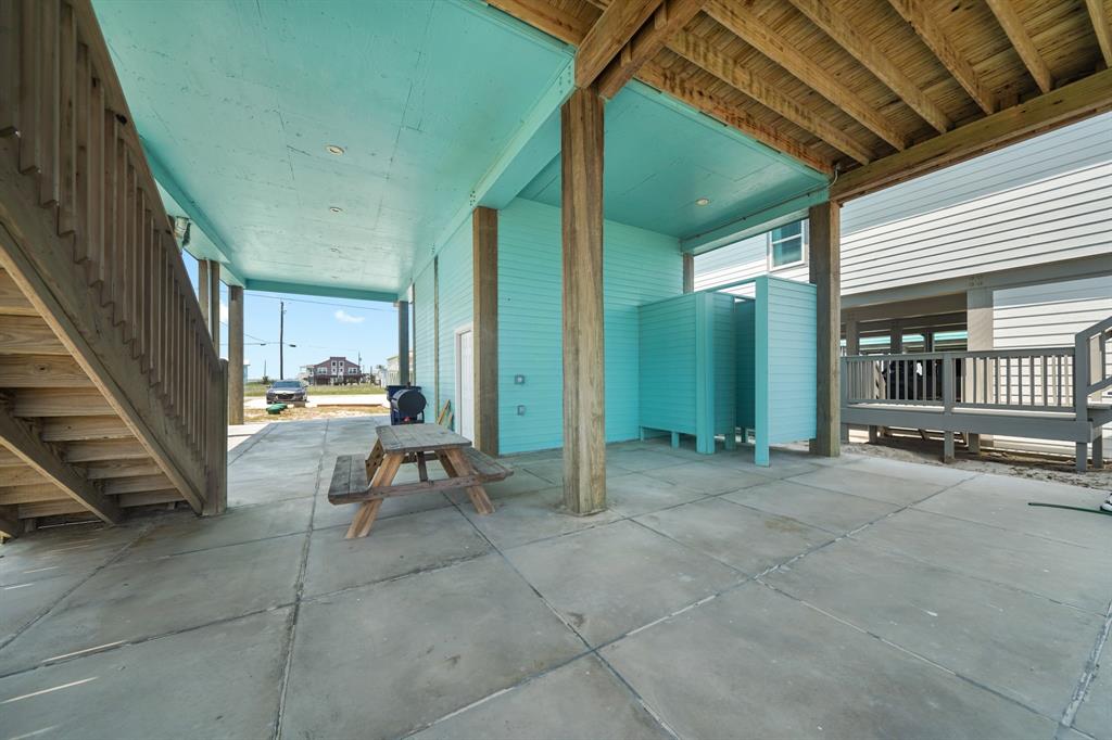 4518 Blue Water Highway