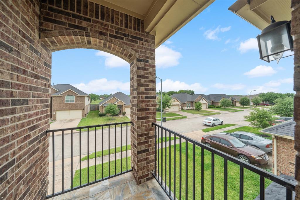 1306 S Maple Drive