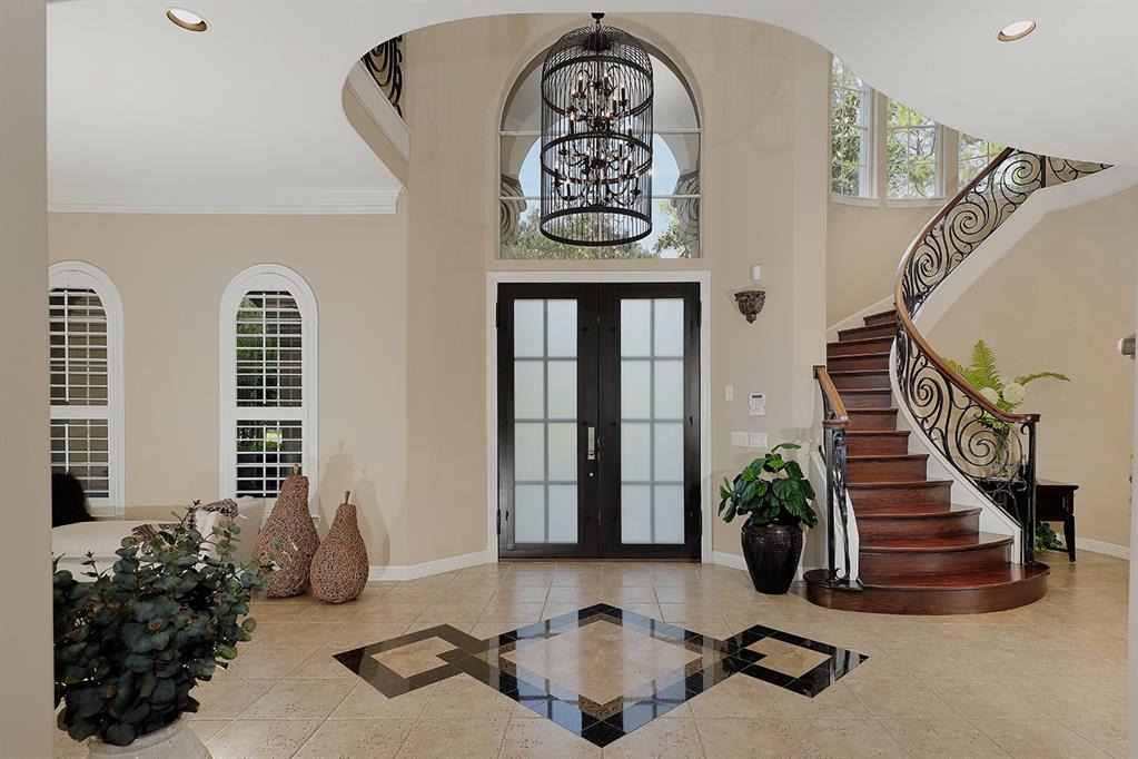 property-search 2 8 Autumn Crescent