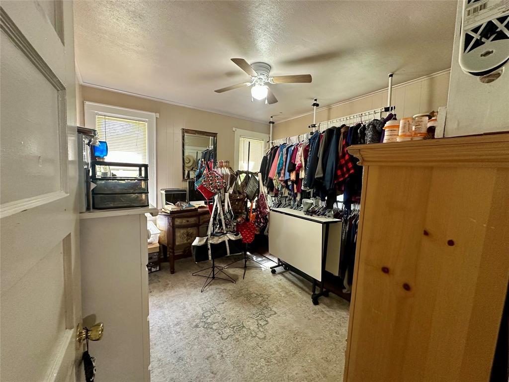 105 Blackstone Dr, White Oak, Texas image 16