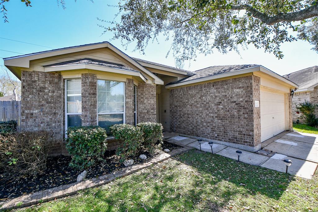 16202 Broadglen Court, Houston, Texas image 3