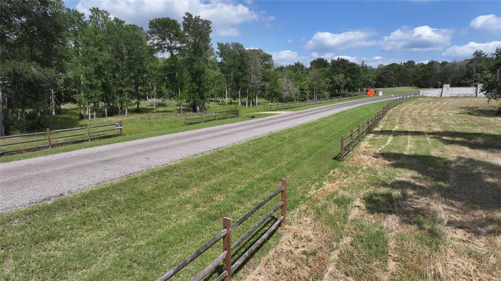 8071 Timber Bridge Lane, Chappell Hill, Texas image 9