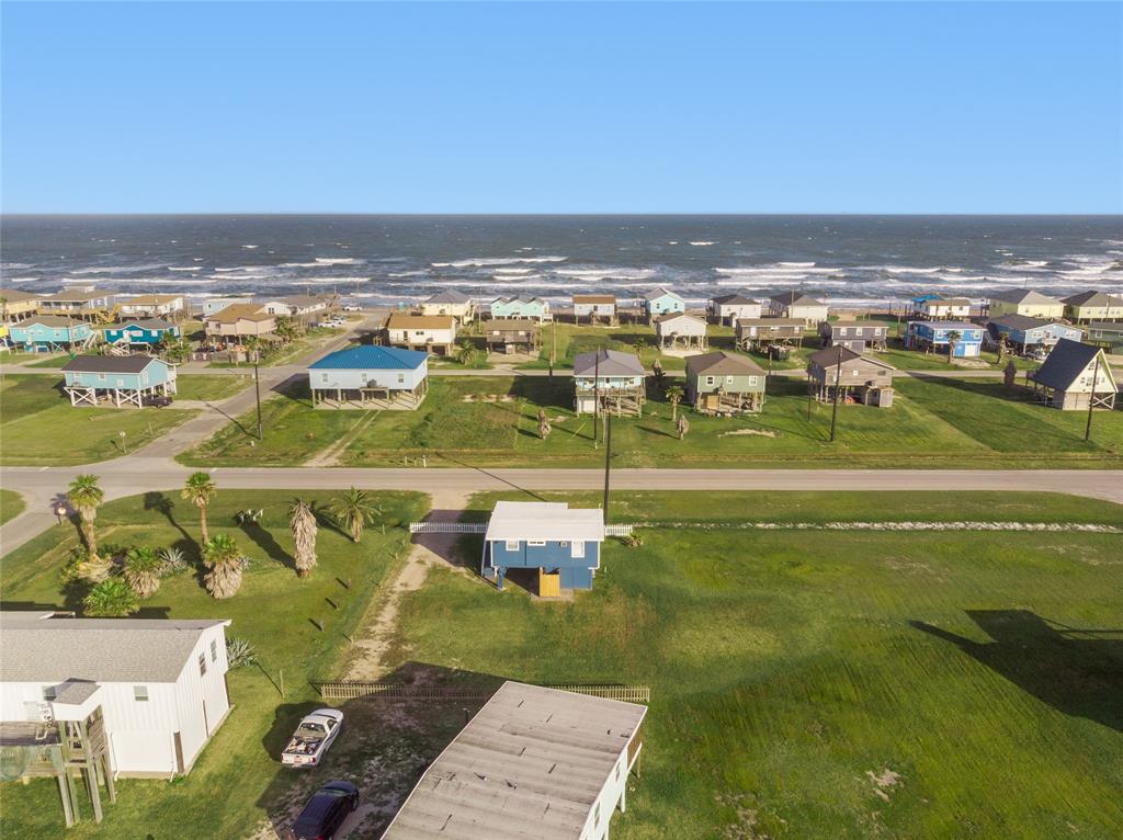 512 Surf Drive, Freeport, Texas image 2