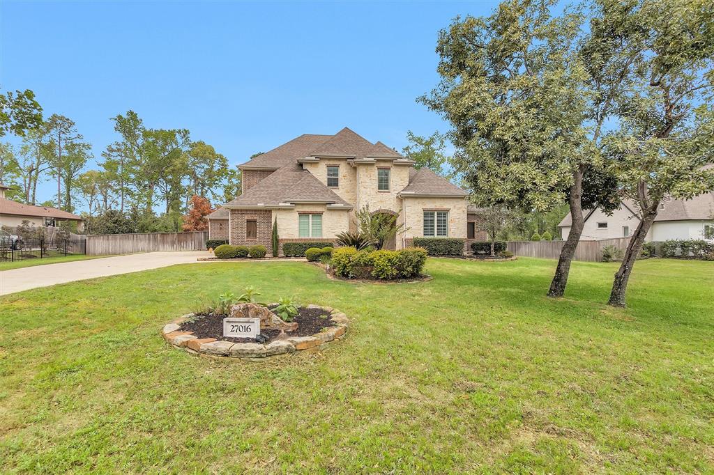 27016 Hidden Grove Landing Drive, Spring, Texas image 2
