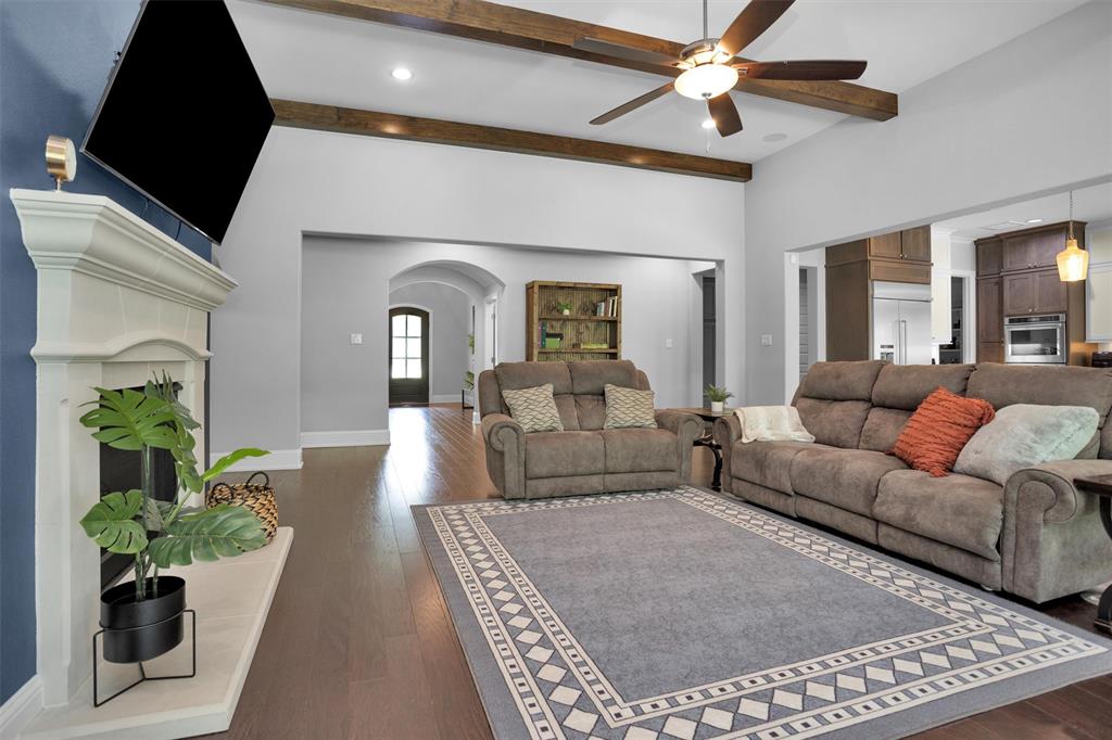 27016 Hidden Grove Landing Drive, Spring, Texas image 8