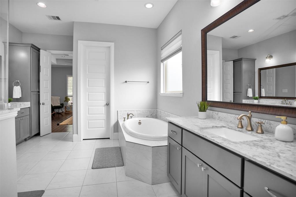 27016 Hidden Grove Landing Drive, Spring, Texas image 22