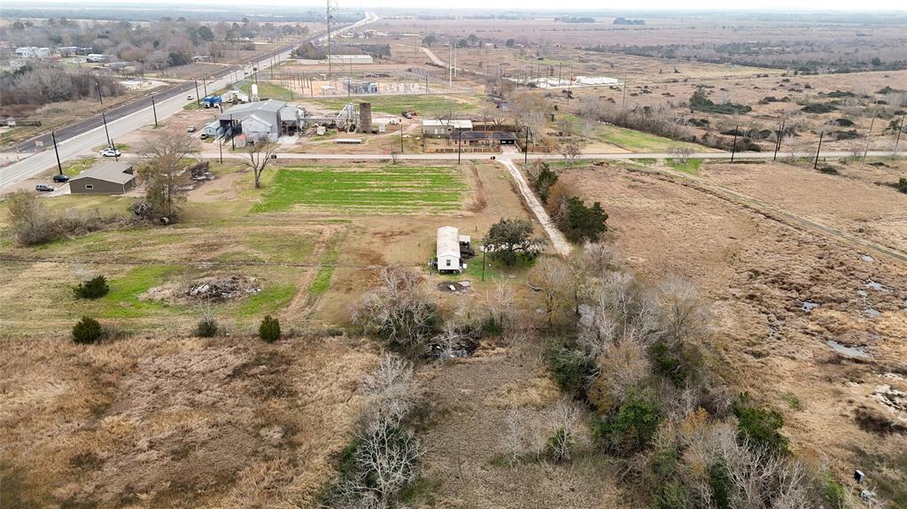 000 Highway 36, Damon, Texas image 11