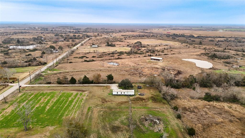 000 Highway 36, Damon, Texas image 8