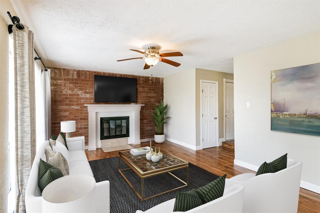 4211 Lucian Lane, Friendswood, Texas image 14