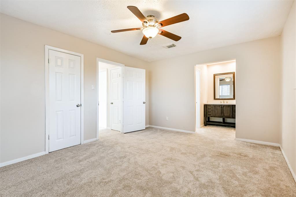 4211 Lucian Lane, Friendswood, Texas image 24