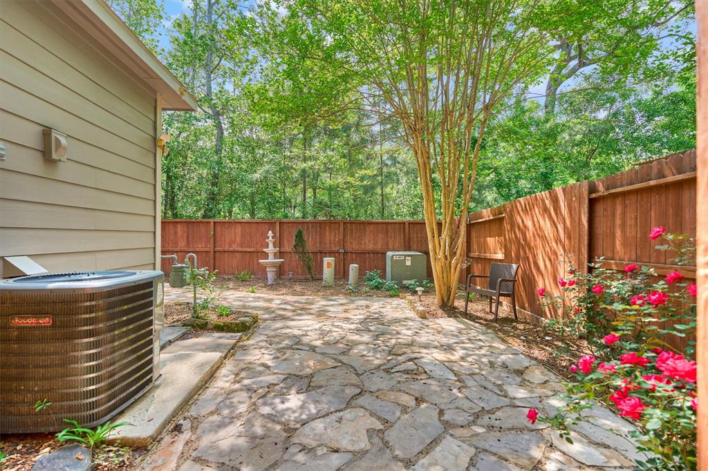 35 Endor Forest Place, The Woodlands, Texas image 28